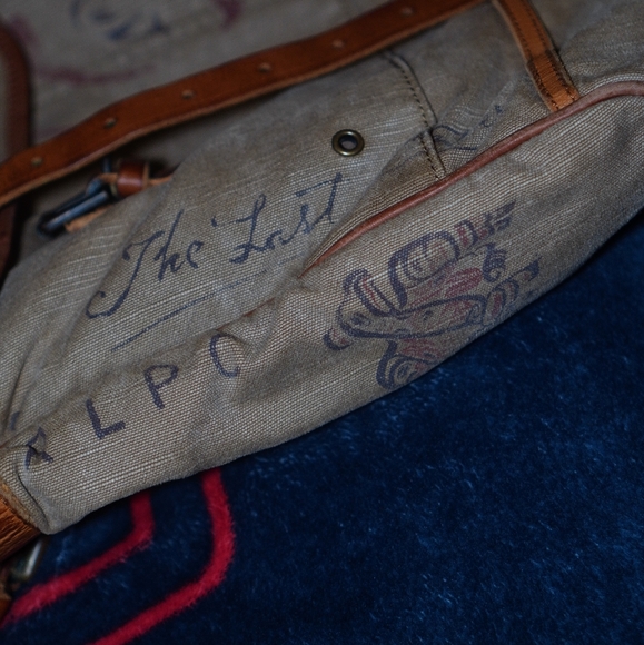 Ralph Lauren Aztech Messenger Bag - Picture 4 of 13